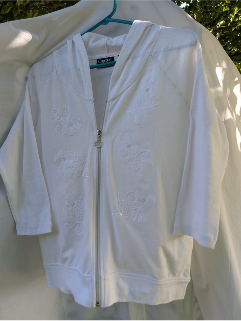Onque Casuals White Hoodie